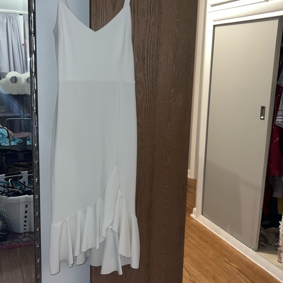 Boohoo White Frill Hem Dress - Picture 2 of 2